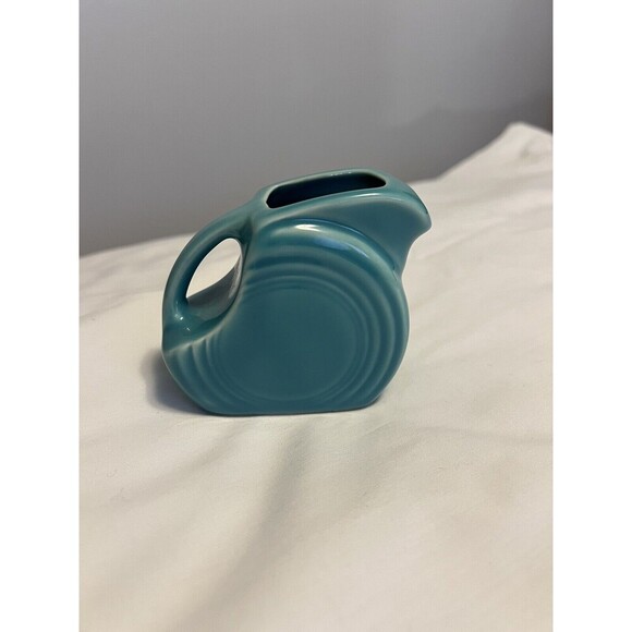 Fiesta ware By Homer Laughlin  Mini Disc Pitcher Turquoise Fiesta USA-NWOT - Picture 2 of 6